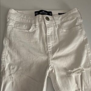Hollister Women's White Distressed Jeans size 00R